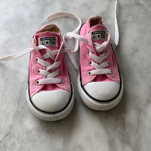 Converse sneakers toddler size 9